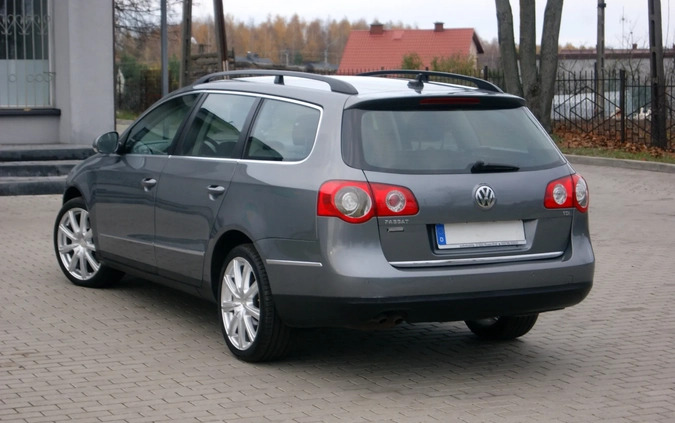 Volkswagen Passat cena 13990 przebieg: 279000, rok produkcji 2007 z Węgrów małe 562